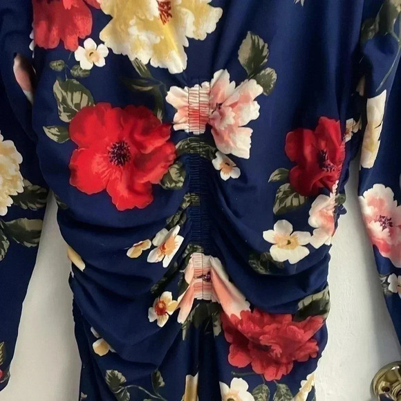 Large Planet Gold Form Fitting Floral Dress - Picture 2 of 5